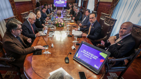 El presidente Guillermo Lasso se reunió con parte del gabinete para revisar el plan de acción frente al fenómeno de El Niño, en Quito, el 16 de junio de 2023.