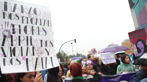 Imagen referencial de la marcha por el Día de la Mujer, en Quito, marzo de 2023.