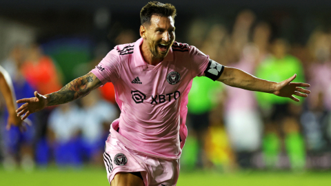 Lionel Messi festeja su primer gol con el Inter Miami, el 21 de julio de 2023. 