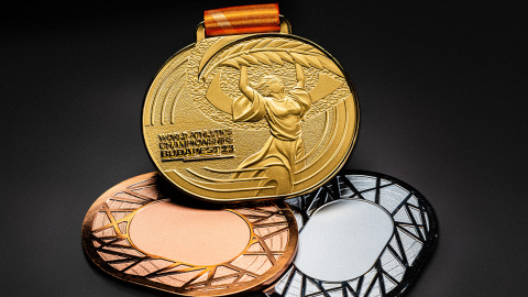 Imagen de las medallas que se entregarán en el Mundial de Atletismo de Budapest 2023.