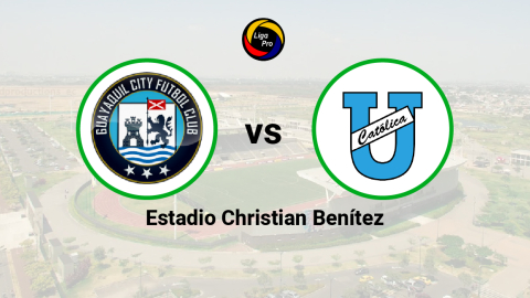 Guayaquil City se enfrenta a Universidad Católica en el estadio Christian Benítez, el 11 de agosto de 2023.