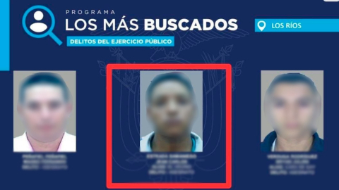 Imagen de tres delincuentes considerados de los 'Más buscados' por la Policía, el 22 de agosto de 2023.