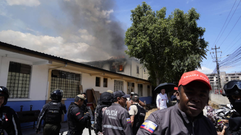 Incendio en el Centro de Adolescentes Infractores Virgilio Guerrero, en el norte de Quito, el 31 de agosto de 2023. 