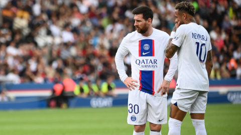 Messi y Neymar, durante un partido de la Ligue 1 de Francia, el 29 de octubre de 2022. 