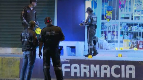 Un hombre fue asesinado en los exteriores de una farmacia en la cooperativa Limonales, en Guayaquil, el 4 de septiembre de 2023.