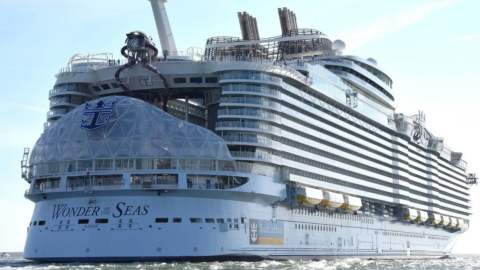 Imagen referencial del crucero 'Wonder of the Seas', desde donde cayó un joven de 19 años en el Caribe. 