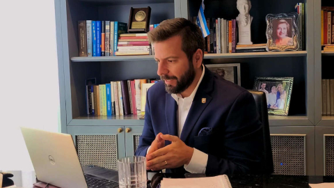 El ministro de Finanzas, Pablo Arosemena, durante la audiencia ante la Corte Constitucional, 26 de septiembre de 2023.