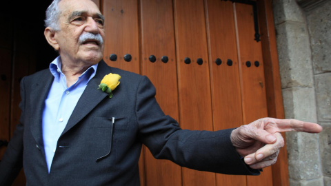 Gabriel García Márquez afuera de su residencia en Ciudad de México en 2014.