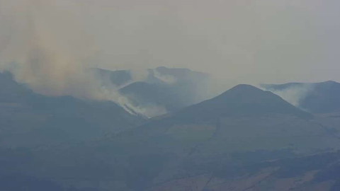 Un incendio forestal en el Parque Nacional Antisana, el 4 de octubre de 2023.