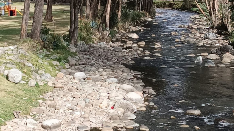 El río Yanuncay, en el sur de Cuenca, el 5 de octubre de 2023.