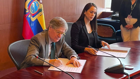 Francisco Carrión, exembajador de Ecuador en España, en un evento el 21 de agosto de 2023.