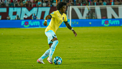 Ángelo Preciado, durante el partido de Ecuador ante Venezuela por Eliminatorias, el 16 de noviembre de 2023.