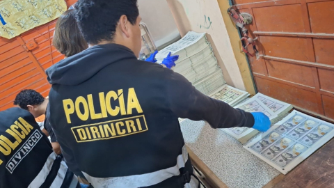 La Policía de Perú incautó USD 2 millones de dólares falsos este 17 de octubre de 2023.