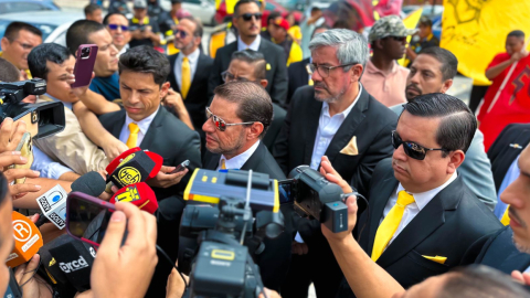 El binomio Rafael Verduga y Matías Oyola, durante la oficialización de su candidatura, el pasado 19 de octubre de 2023.