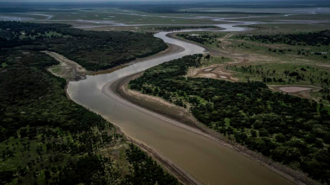 Los efectos de la fuerte sequía que afecta la Reserva de Desarrollo Sostenible Lago do Piranha en Manacapuru, Amazonas (Brasil), en septiembre 2023.