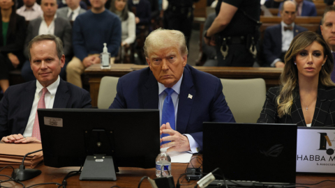 El expresidente de EE.UU., Donald Trump, en el banquillo de una corte federal de Nueva York, el 6 de noviembre de 2023.