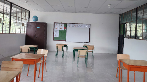 Imagen referencial sobre un aula escolar en Pichincha