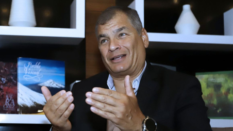 El expresidente Rafael Correa, en una entrevista con EFE, el 29 de septiembre de 2023, en Puebla (México).