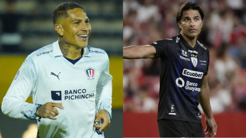 Paolo Guerrero y Marcelo Moreno Martins, durante partidos con Liga e Independiente, en 2023.