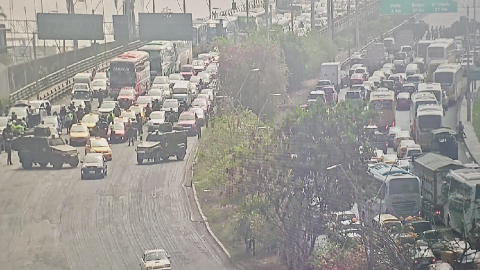 Fuerzas Armadas, CTE y Policía Nacional, cerraron el ingreso a Durán por un operativo de control.