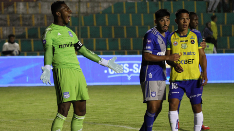 Pedro Ortiz, durante un partido ante Gualaceo, el pasado 26 de noviembre de 2023.