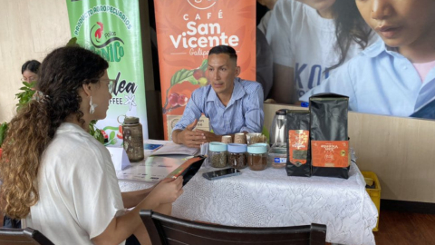 Encuentro entre proveedores locales y el sector turístico de Galápagos, en Santa Cruz, octubre de 2023. 