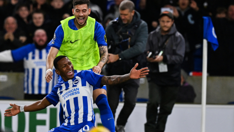 Pervis Estupiñán celebra su gol ante el Tottenham, el 28 de diciembre de 2023.