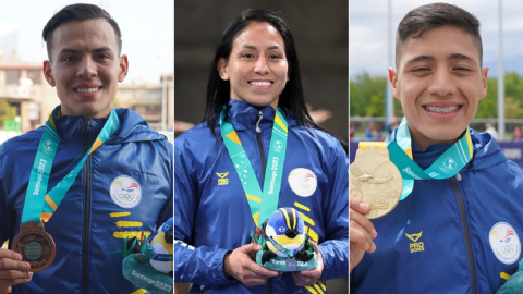 Los deportistas ecuatorianos Andrés Torres, Luisa Valverde y David Hurtado con sus medallas de los Juegos Panamericanos de Chile.