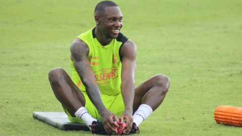 Aníbal Chalá, durante su primer entrenamiento con Barcelona SC, este 4 de enero de 2024.