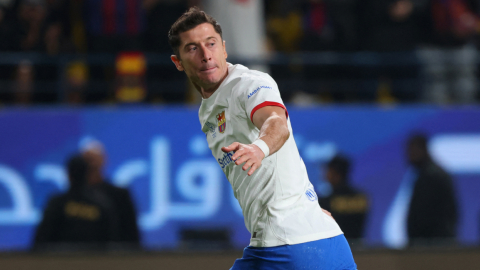 Robert Lewandowski celebra su gol en la semifinal de Barcelona ante Osasuna, el 11 de enero de 2024.