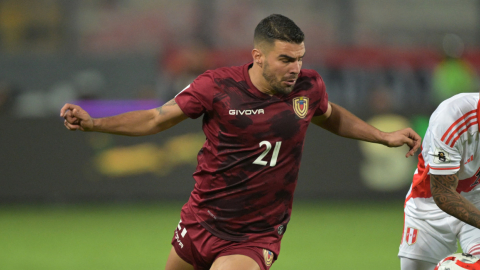 El defensor venezolano Alexander González, en un partido con su selección, el 21 de noviembre de 2023. 