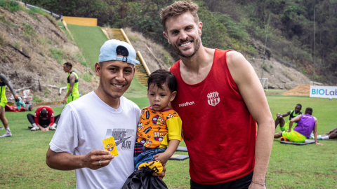 Deivy Franco junto a Javier Burrai, después del entrenamiento de Barcelona SC, el 13 de enero de 2024. 