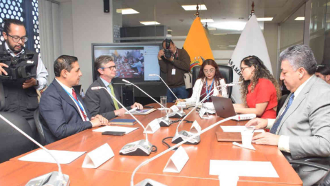 El ministro de Finanzas, Juan Carlos Vega, en la Asamblea Nacional, el 24 de enero de 2024.