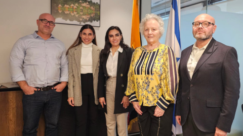 La vicepresidenta Verónica Abad durante una reunión en la Universidad Pública Hebrea de Jerusalén, el 23 de enero de 2024.