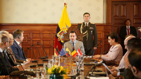 El presidente Daniel Noboa se reunió con los alcaldes de Amberes, Rotterdam y Hamburgo, el 1 de febrero de 2024.