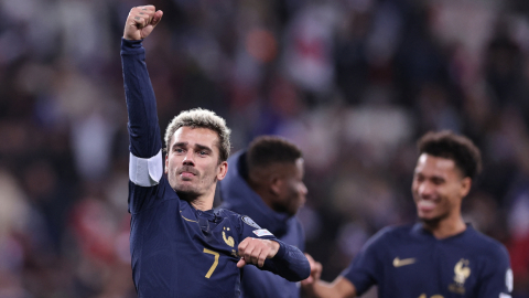 Antoine Griezmann celebra tras conseguir la clasificación del Grupo B para la UEFA EURO 2024, entre Francia y Gibraltar, el 18 de noviembre de 2023.