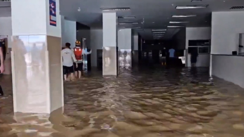 La planta baja del hospital de Chone, en las pasadas inundaciones, 21 de febrero de 2024.