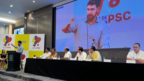 El excandidato presidencial, Jan Topic, en una convención del PSC el 2 de diciembre de 2023.