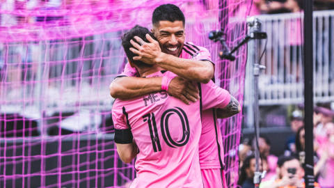 Luis Suárez y Lionel Messi festejan en el triunfo del Inter Miami ante el Orlando City, el 2 de marzo de 2024.