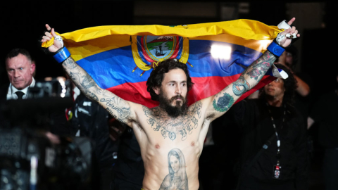 'Chito' Vera durante su ingreso al Kaseya Center, en el UFC 299, para enfrentar a Sean O'Malley, el 9 de marzo de 2024.