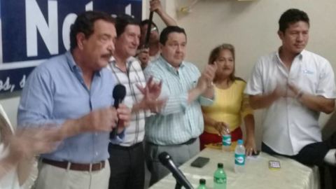 Pablo Muentes, en una reunión del PSC junto al exalcalde de Guayaquil, Jaime Nebot, en 2018. 