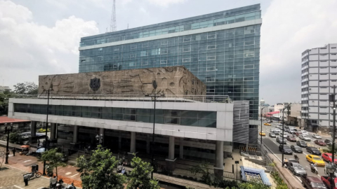 La Corte Provincial de Justicia del Guayas, ubicada en el centro de Guayaquil, atraviesa una de sus peores crisis institucionales. 