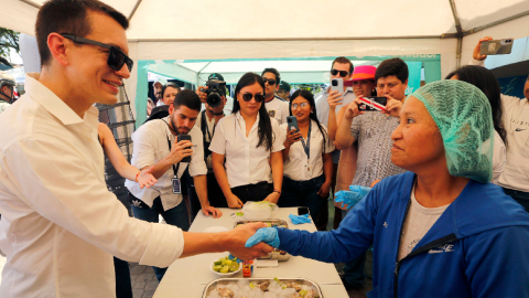 El presidente Daniel Noboa recorrió Olón el 15 de marzo de 2024.