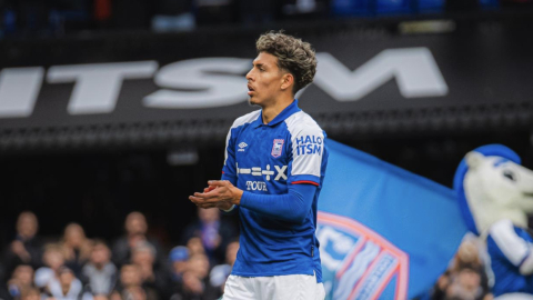 Jeremy Sarmiento le dio la victoria agónica al Ipswich Town sobre el Southampton, por la Championship inglesa, este 1 de abril de 2024.