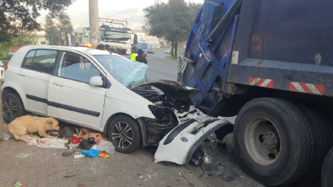 Un trabajador de Emaseo resultó herido tras un siniestro de tránsito en la avenida Simón Bolívar. 