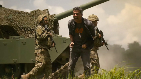 Wagner Moura, en una escena de 'Guerra civil' ('Civil War').