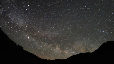 Imagen de una lluvia de Líridas difundida por la NASA en 2023.