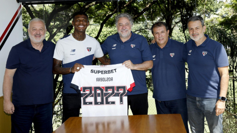 Robert Arboleda renovó con Sao Paulo hasta 2027, el 1 de abril de 2024.