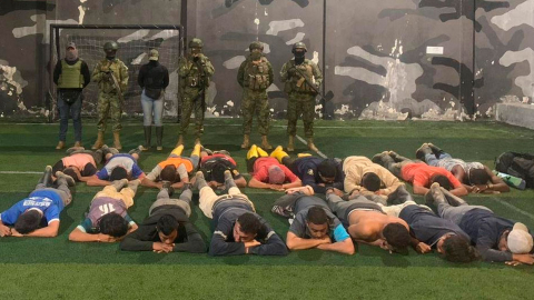 Presuntos miembros de Los Choneros fueron capturados en Orellana, este 1 de mayo de 2024.