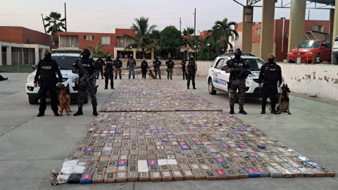 La Policía decomisó dos toneladas de cocaína en uno de los puertos de Guayaquil.